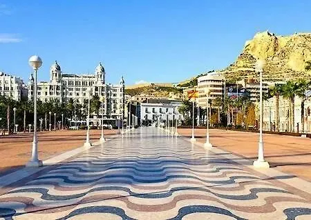 Apartment Cozy Guapo-alicante Nearby The Beach And The Center *